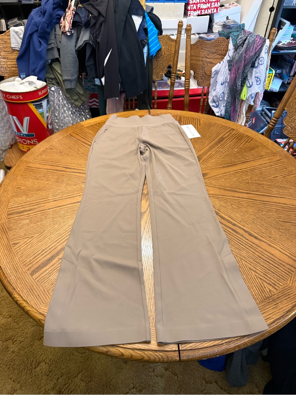 New with Tags Athleta Taupe Wide-Leg Women's Pants